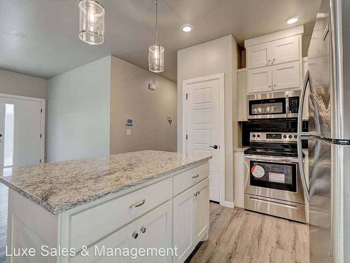 Foto del edificio - 2 br, 2 bath House - 1138 N. Blackwelder A...