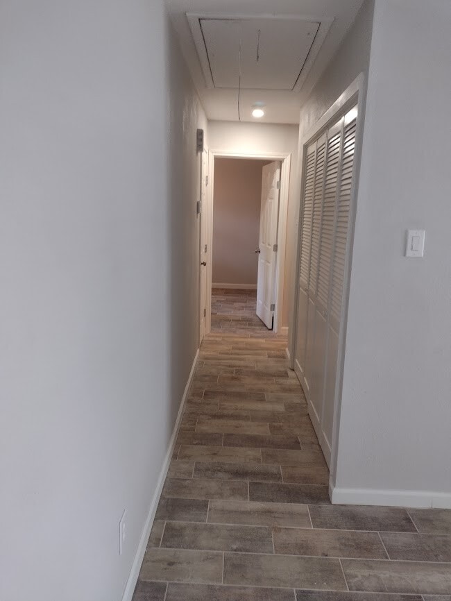 Building Photo - 500 Billie Ruth Ln