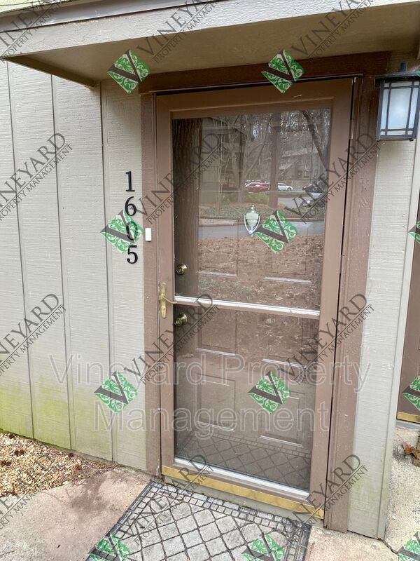 Foto del edificio - 1605 Cumberland Ct SE