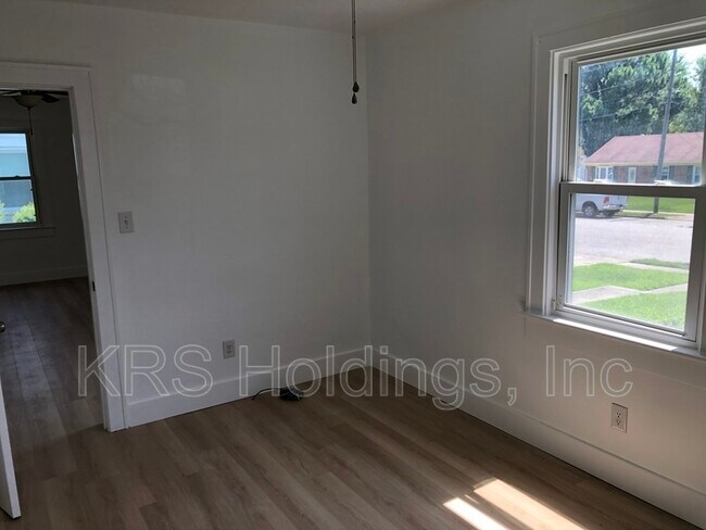 Foto del edificio - 226 Hickory Ave