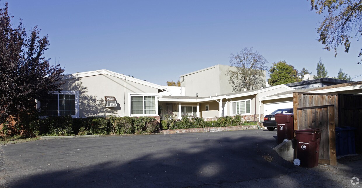 Primary Photo - 3628-3630 Bickerstaff St