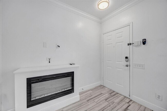 Foto del edificio - 6127 Bayside Key Dr