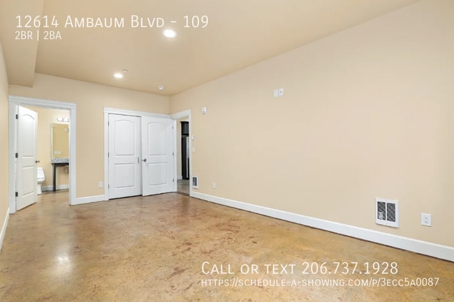 Building Photo - 12614 Ambaum Blvd SW