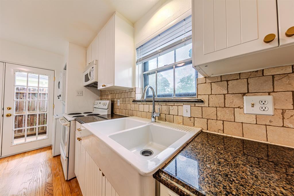 Foto principal - 1505 Woodhead St