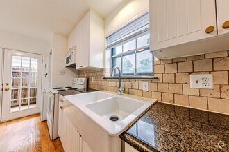 Building Photo - 1505 Woodhead St