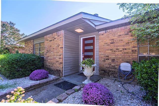 Building Photo - 1712 Spanish Trail