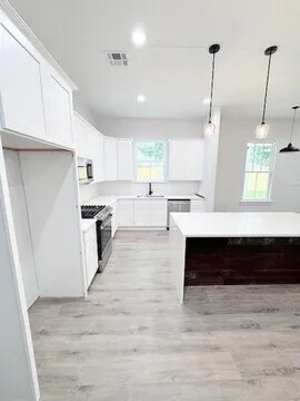 Foto del edificio - 2240 Caroline St