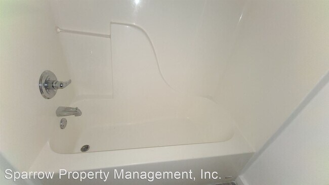 Building Photo - 2 br, 2 bath House - 2810 3rd Ave