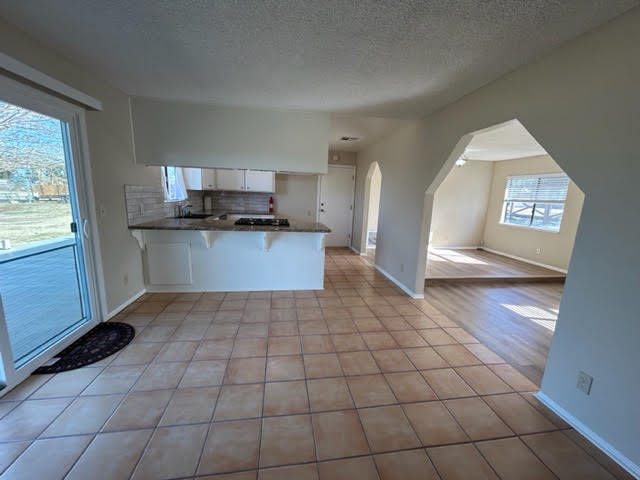 Foto del edificio - 9345 E Ave T