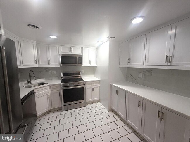 Foto del edificio - 606 Cooper Landing Rd