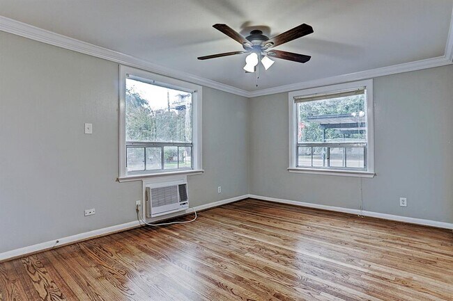 Foto del edificio - 2148 Harold St