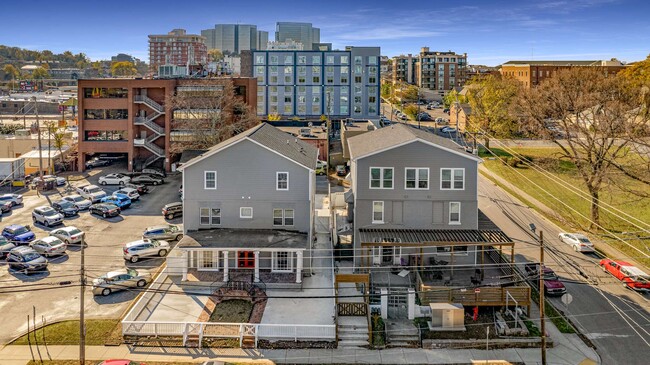 Building Photo - 115 28th Ave N