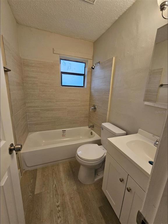 Building Photo - 1924 SW 7th Pl