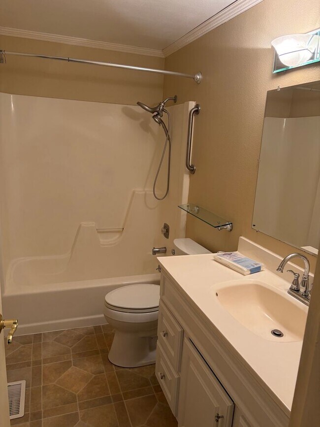 Foto del edificio - 2 Bedroom Duplex in Newberg