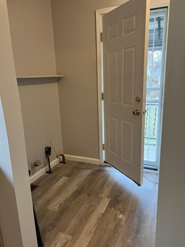 Building Photo - 14131 Heyden St