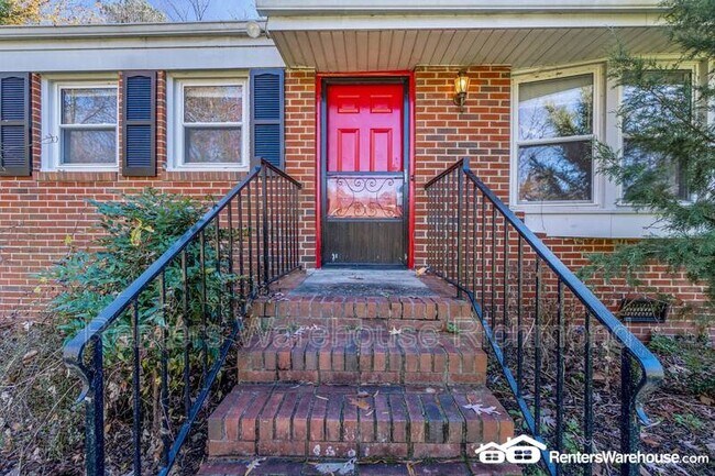 Building Photo - 5517 Flower Ave