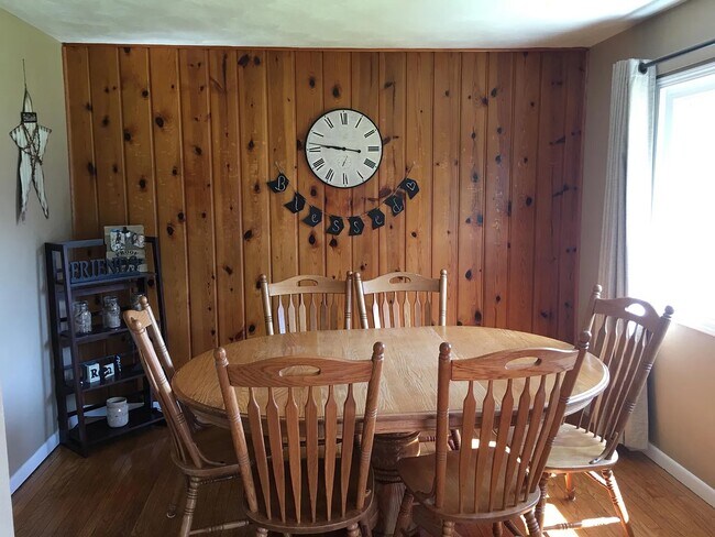 Foto del edificio - 131 N Hillsdale Dr