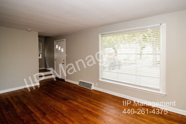 Foto del edificio - 5179 Homewood Ave