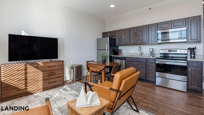 Building Photo - 187 N Church St