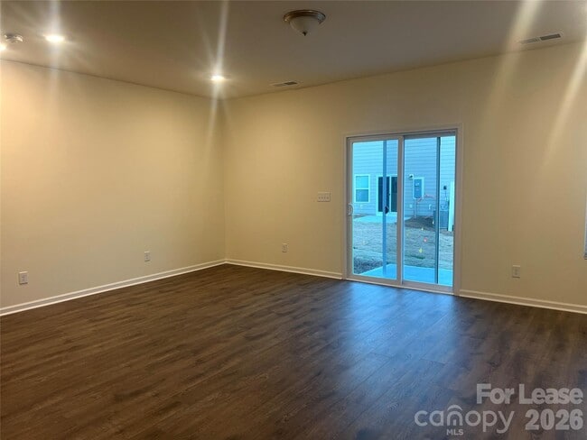 Building Photo - 7117 Bentz St