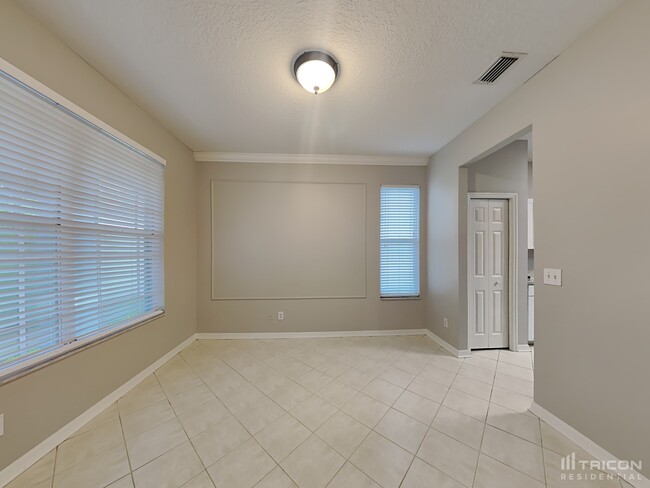 Foto del edificio - 8306 Moccasin Trail Dr