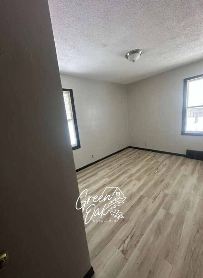 Foto del edificio - 13000 Rockside Rd