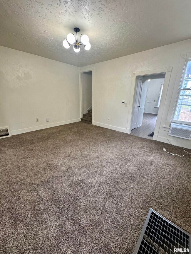 Foto del edificio - 2325 McKinley Ave