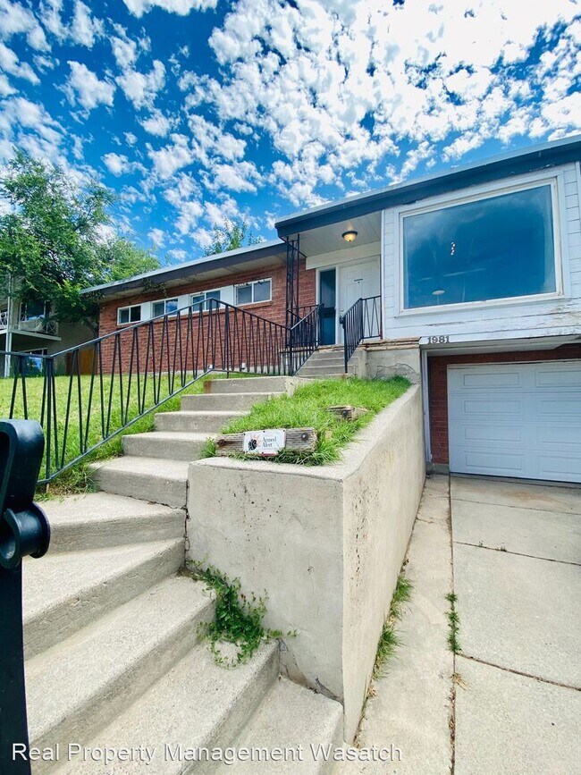 Building Photo - 4 br, 3 bath House - 1981 South Broadmoor St