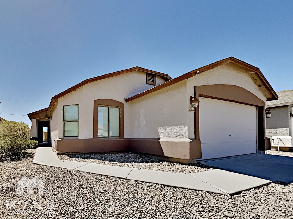 Foto principal - 24484 N Shelton Way