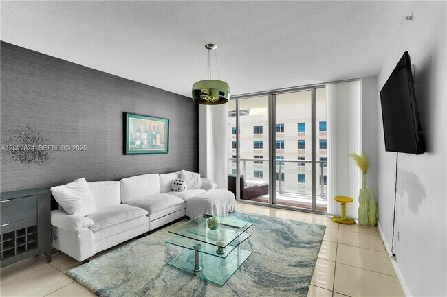 Foto del edificio - 79 SW 12th St