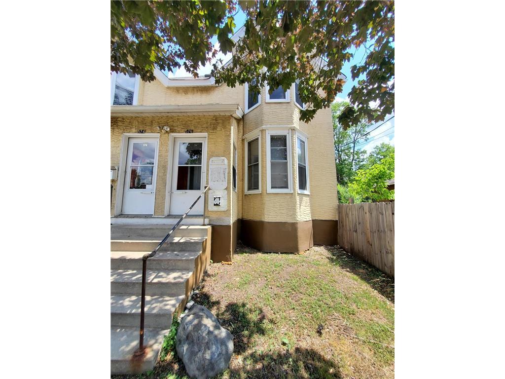 576 Bay St, Saint Paul, MN 55102 Townhouse for Rent in Saint Paul, MN