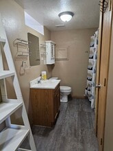 Building Photo - 509 S Grange Ave