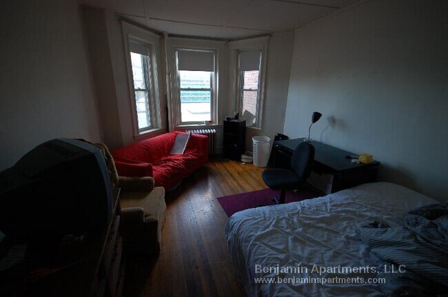 Foto del edificio - 1175 Boylston St