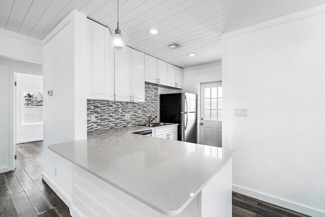 Building Photo - 4615 Garden Ave