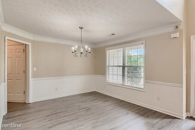 Foto del edificio - 5 br, 3 bath House - 828 Redan Way