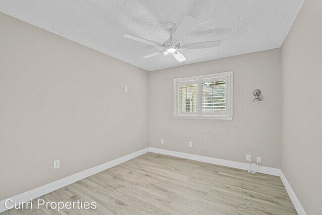 Building Photo - 4 br, 3 bath House - 587 Verbenia ct