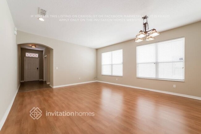 Building Photo - 14020 Eden Isle Blvd