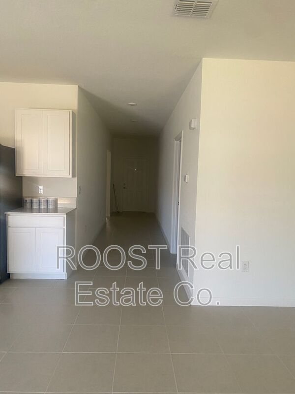 Foto del edificio - 1541 Newport St SE