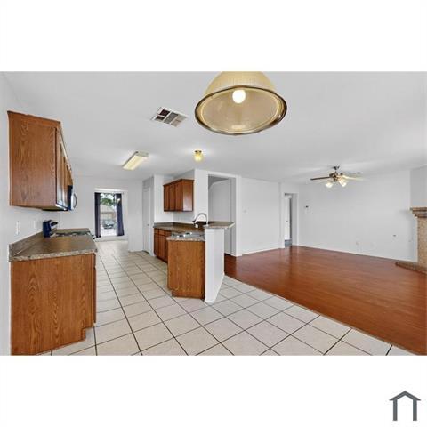 Foto del edificio - 3612 Dove Ln