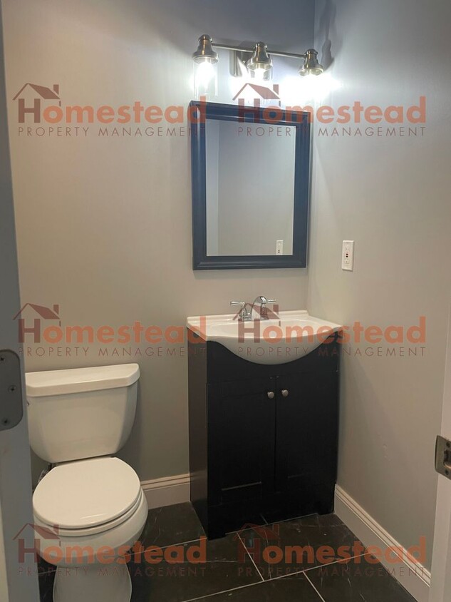Foto principal - 806 Dekalb St