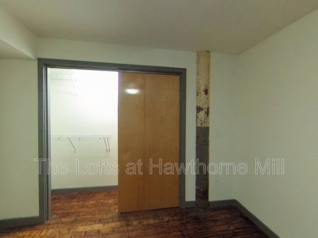 Interior Photo - The Lofts at Hawthorne Mill