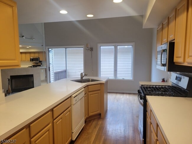 Building Photo - 151 Clarken Dr