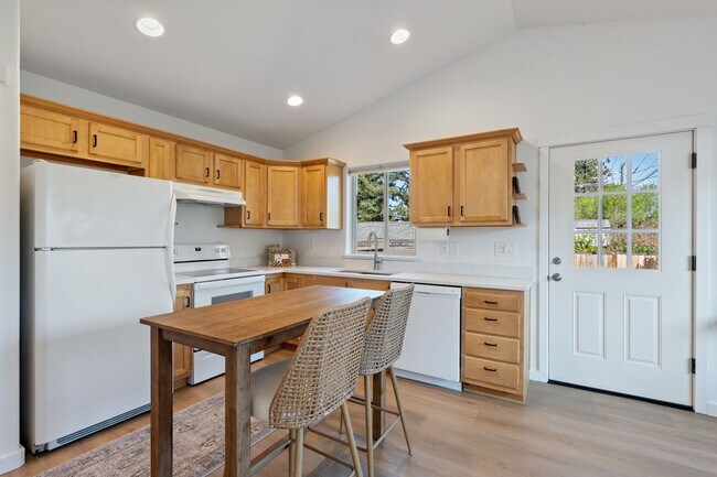 Foto del edificio - 1235 NW Hartford Ave