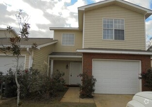 Building Photo - 139 Winterberry Way