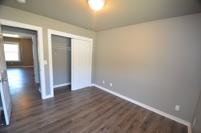 Building Photo - 1194 CR 6