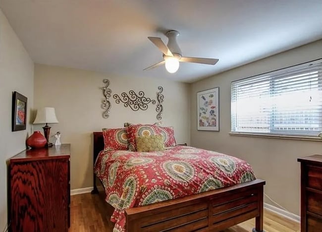 One of the two large bedrooms, 12' X 12' - 2244 N Franklin St