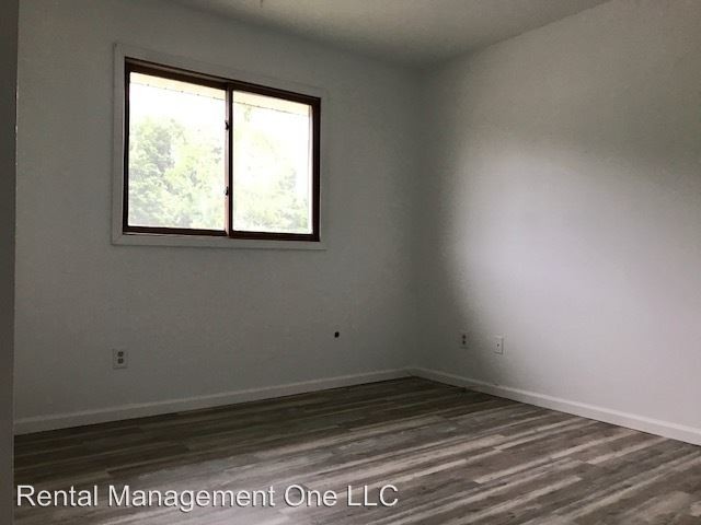 Building Photo - 2 br, 1 bath Apartment - 3417 Mahoney