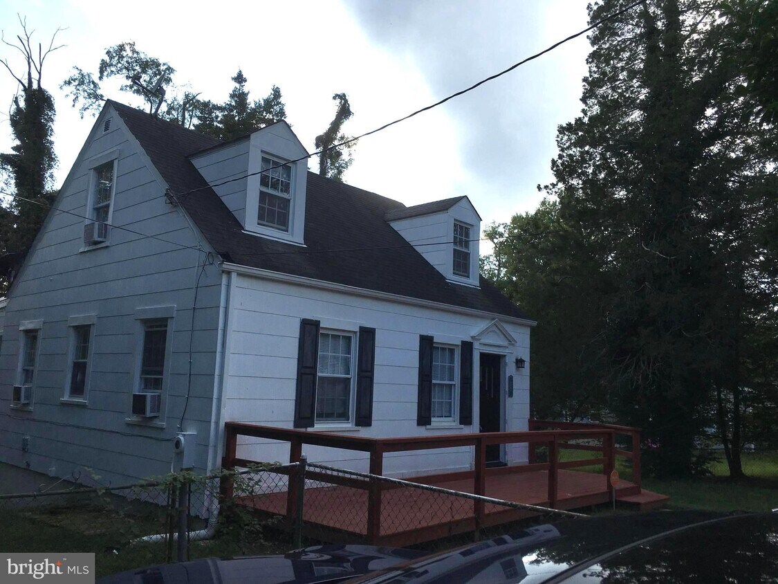 6717 Boxwood Dr, Morningside, MD 20746 House Rental in Morningside, MD