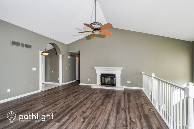 Building Photo - 846 Emerald Oaks Ct