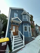 Building Photo - 83 2nd Ave